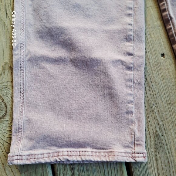 American Eagle Women's Light Pink High-Waisted Straight-Leg Jeans Size 6 Preppy - Picture 8 of 16